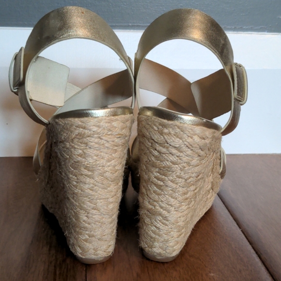 Michael Kors Giovanna gold wedge espadrilles SZ6 - Picture 5 of 9
